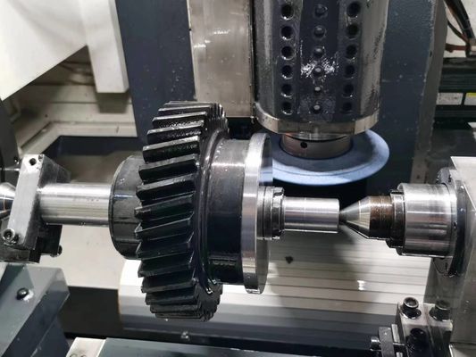 Solo piñón de acero helicoidal de alta velocidad Ra0.8 de la transmisión 17CrNiMo6 del tren de engranaje