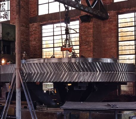 Precisión ISO 8-9 Grado de engranajes de espina de arenque Ángulo de hélice personalizable para un rendimiento óptimo