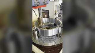 Transmisión de potencia compacta con engranajes rectos internos